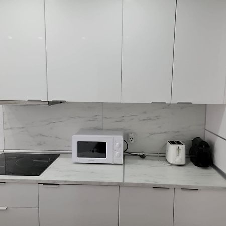 Appartamento Jardines Del Puerto Marbella Esterno foto