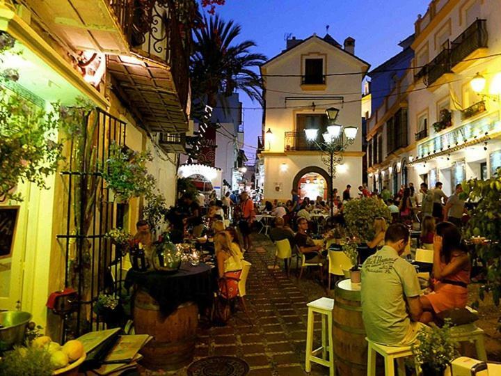 Appartamento Jardines Del Puerto Marbella Esterno foto