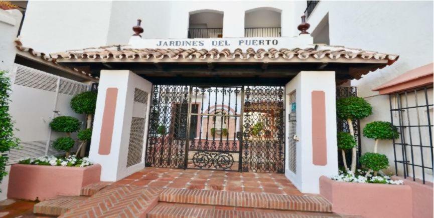 Appartamento Jardines Del Puerto Marbella Esterno foto